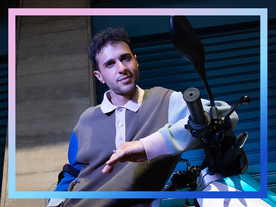 ALEX 和 PIAGGIO 1 ALEX 和 PIAGGIO 1